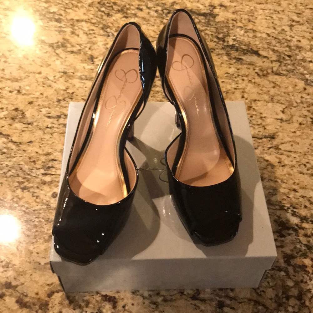 NWT Jessica Simpson Black Heels